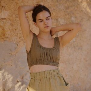 OZMA of California Sophie Crop in Olive | Sz. S